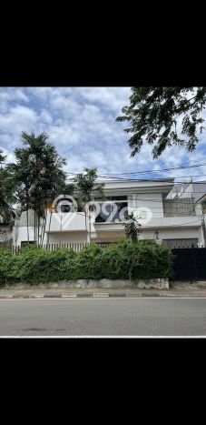 Siap Huni Rumah Mewah 4 Kamar di Kebayoran Baru Dekat ke Mana Pun Siap Huni Rumah Mewah 4 Kamar di Kebayoran Baru Dekat ke Mana Pun