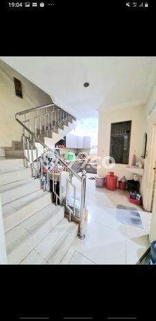 Rumah Luxury Modern Tanpa Renovasi di Jelambar Jakarta Barat Rumah Luxury Modern Tanpa Renovasi di Jelambar Jakarta Barat