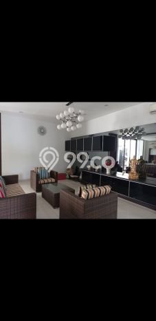 Siap Huni Rumah Mewah 5 Kamar di Kelapa Gading Dekat ke Mana Pun Siap Huni Rumah Mewah 5 Kamar di Kelapa Gading Dekat ke Mana Pun