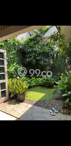 Dijual Rumah Premium dengan Fasilitas Sekitar Komplit di Cinere, Depok Dijual Rumah Premium dengan Fasilitas Sekitar Komplit di Cinere, Depok