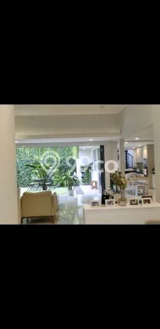 Jual Rumah Mewah Elegan Dengan View Cantik di Taman Meruya, Jakarta Barat Jual Rumah Mewah Elegan Dengan View Cantik di Taman Meruya, Jakarta Barat
