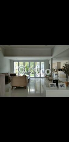 Jual Rumah Mewah Elegan Dengan View Cantik di Taman Meruya, Jakarta Barat Jual Rumah Mewah Elegan Dengan View Cantik di Taman Meruya, Jakarta Barat