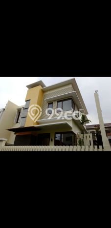 Jual Rumah Luas Elegan Dengan View Cantik di Rawamangun, Jakarta Timur Jual Rumah Luas Elegan Dengan View Cantik di Rawamangun, Jakarta Timur