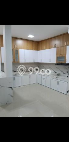 Siap Huni Hunian Elit 4 Kamar di Kelapa Gading Dekat ke Mana Saja Siap Huni Hunian Elit 4 Kamar di Kelapa Gading Dekat ke Mana Saja