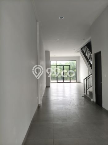 Ruko untuk Disewa di Pusat Jakarta Utara Luas Bangunan 104m2 Ruko untuk Disewa di Pusat Jakarta Utara Luas Bangunan 104m2