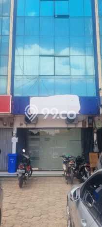Ruko Dijual di Prime Area Jakarta Timur Luas 210m2 Ruko Dijual di Prime Area Jakarta Timur Luas 210m2