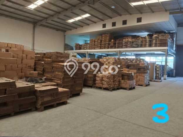 Gudang Area Premium Kawasan , Luas 807m2m², Ramai Gudang Area Premium Kawasan , Luas 807m2m², Ramai