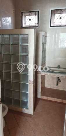 Rumah Kontrakan Bekasi LT 220m2 LB 180m2 Kawasan Harapan Indah Rumah Kontrakan Bekasi LT 220m2 LB 180m2 Kawasan Harapan Indah