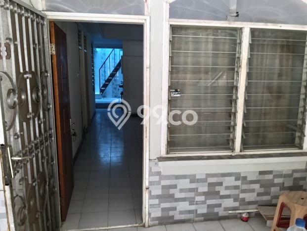 LOKASI STRATEGIS! Rumah di Kelapa Gading, Dekat Stasiun, 1 KM, LT 102m² LB 84m² LOKASI STRATEGIS! Rumah di Kelapa Gading, Dekat Stasiun, 1 KM, LT 102m² LB 84m²