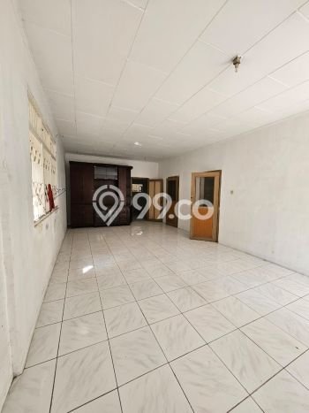 Bisa KPR! Rumah Strategis di Cempaka Putih, LT 285m² Bangunan 236m² Bisa KPR! Rumah Strategis di Cempaka Putih, LT 285m² Bangunan 236m²