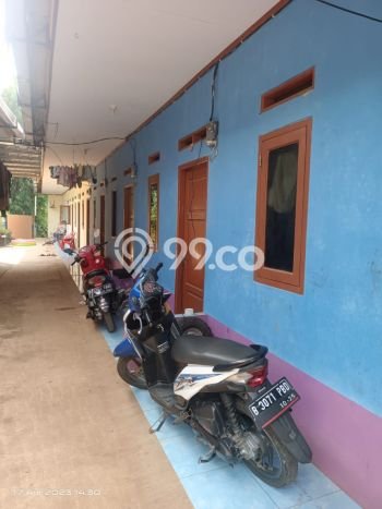 Rumah Strategis di Bekasi, Bekasi, LT 400m² LB 400m² - HARGA NEGO! Rumah Strategis di Bekasi, Bekasi, LT 400m² LB 400m² - HARGA NEGO!