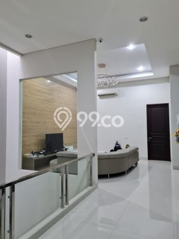 Rumah kawasan Senen, Jakarta Pusat, LT 878m² Bangunan 560m² Rumah kawasan Senen, Jakarta Pusat, LT 878m² Bangunan 560m²
