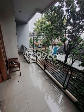 Rumah Elit Modern Siap Huni di Pulo Asem Jakarta Timur Rumah Elit Modern Siap Huni di Pulo Asem Jakarta Timur