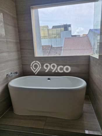 Hot Offer Hunian Mewah Ideal dan Luas di Kelapa Gading, Jakarta Utara Hot Offer Hunian Mewah Ideal dan Luas di Kelapa Gading, Jakarta Utara