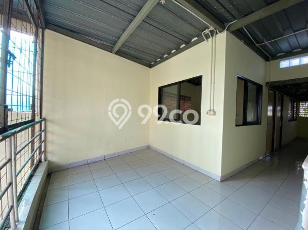 Jual Gudang di Karawaci, Luas 1350m2m², Kawasan Potensial, Jalan Utama Jual Gudang di Karawaci, Luas 1350m2m², Kawasan Potensial, Jalan Utama