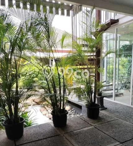 Rumah Luxury Modern Siap Huni di Bintaro Tangerang Selatan Rumah Luxury Modern Siap Huni di Bintaro Tangerang Selatan