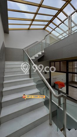 Hunian Elit LB 400m2 Siap Huni Desain Elegan di Sunter, Jakarta Utara Hunian Elit LB 400m2 Siap Huni Desain Elegan di Sunter, Jakarta Utara