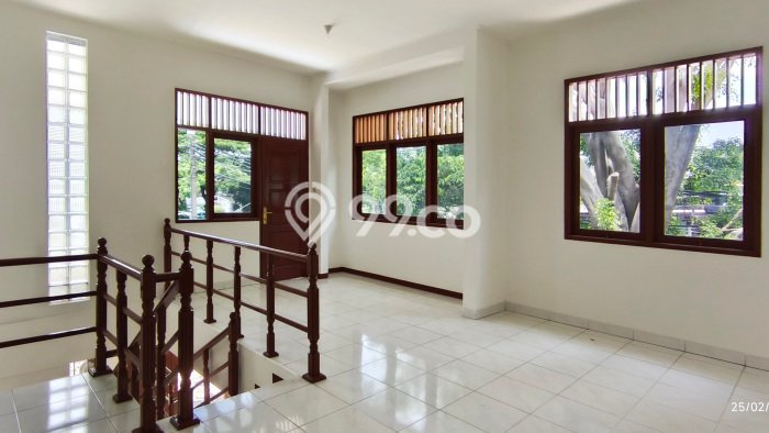 Rumah Eksklusif Dijual LT 444m2 di Kelapa Gading, Jakarta Utara Rumah Eksklusif Dijual LT 444m2 di Kelapa Gading, Jakarta Utara