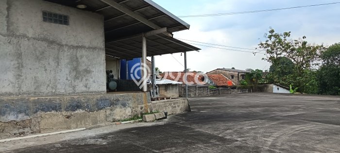Area Ramai! Pabrik Dijual di Kemang untuk Bisnis Luas Bangunan 2100m2 Area Ramai! Pabrik Dijual di Kemang untuk Bisnis Luas Bangunan 2100m2