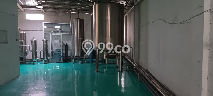 Area Ramai! Pabrik Dijual di Kemang untuk Bisnis Luas Bangunan 2100m2 Area Ramai! Pabrik Dijual di Kemang untuk Bisnis Luas Bangunan 2100m2