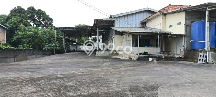Area Ramai! Pabrik Dijual di Kemang untuk Bisnis Luas Bangunan 2100m2 Area Ramai! Pabrik Dijual di Kemang untuk Bisnis Luas Bangunan 2100m2
