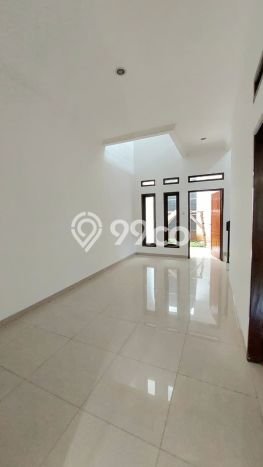 Jarang Ada! Rumah Sewa 5 Kamar Nyaman Siap Huni Turangga Jarang Ada! Rumah Sewa 5 Kamar Nyaman Siap Huni Turangga