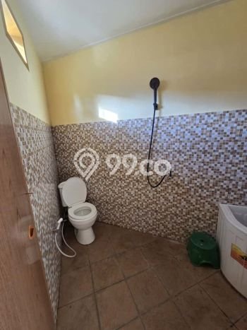 Disewakan! Rumah 3 Kamar Tidur &
2 Kamar Mandi di Buah Batu, Bandung Disewakan! Rumah 3 Kamar Tidur &
2 Kamar Mandi di Buah Batu, Bandung
