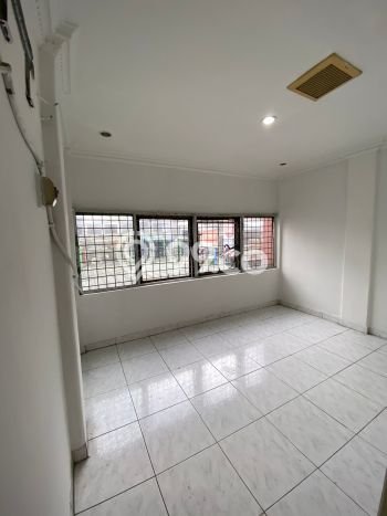 Ruko Lokasi Strategis Kawasan Galaxy, Luas 176m², Kawasan Bisnis Ruko Lokasi Strategis Kawasan Galaxy, Luas 176m², Kawasan Bisnis