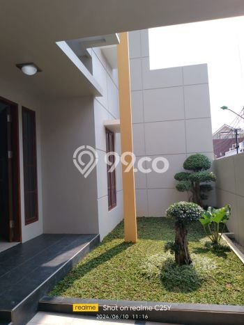 Bisa KPR! Rumah Strategis di Rawamangun, Luas 135m² Bangunan 2020m² Bisa KPR! Rumah Strategis di Rawamangun, Luas 135m² Bangunan 2020m²