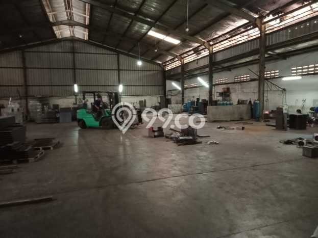 Pabrik Kawasan Komersial di Setu, Luas 2200m2m², Mainroad Pabrik Kawasan Komersial di Setu, Luas 2200m2m², Mainroad