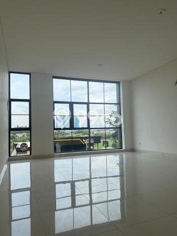 LOKASI PREMIUM! Ruko di Cakung, Luas 170m2m², Jalan Strategis LOKASI PREMIUM! Ruko di Cakung, Luas 170m2m², Jalan Strategis