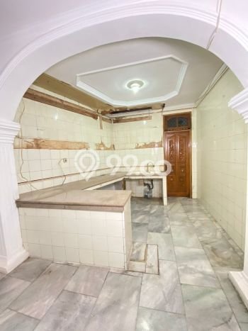 Hunian Eksklusif Siap Huni LT 280m2 di Tebet, Jakarta Selatan Hunian Eksklusif Siap Huni LT 280m2 di Tebet, Jakarta Selatan