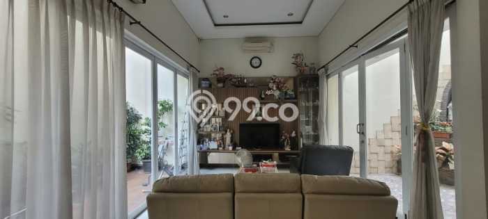 Rumah Elit Modern Tanpa Renovasi di Alam Sutera Tangerang Rumah Elit Modern Tanpa Renovasi di Alam Sutera Tangerang