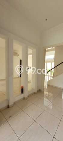 Rumah Luxury Modern Tanpa Renovasi di Alam Sutera Tangerang Rumah Luxury Modern Tanpa Renovasi di Alam Sutera Tangerang