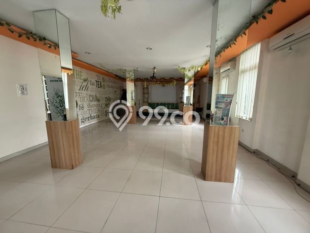 Ruko Dijual di Jakarta Barat LT 201m2 & LB 597m2 Lokasi Terbaik! Ruko Dijual di Jakarta Barat LT 201m2 & LB 597m2 Lokasi Terbaik!