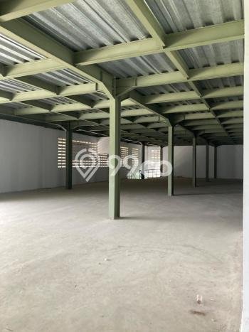 Gudang Area Premium Kawasan Tangerang, Luas 4935m2m², Jalan Utama Gudang Area Premium Kawasan Tangerang, Luas 4935m2m², Jalan Utama