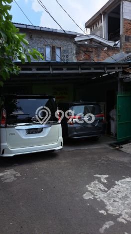 PENAWARAN TERBATAS! Rumah Berkualitas area Tebet, Luas 103m² LB 103m² PENAWARAN TERBATAS! Rumah Berkualitas area Tebet, Luas 103m² LB 103m²