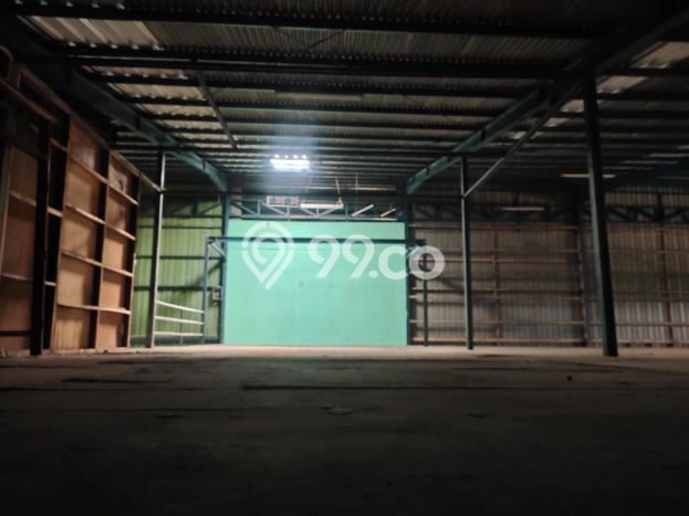 Unit Gudang Disewa Lokasi Cakung, Jakarta Timur Spesifikasi Luas Bangunan 720m2 Unit Gudang Disewa Lokasi Cakung, Jakarta Timur Spesifikasi Luas Bangunan 720m2