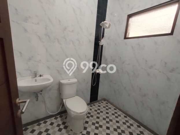 Rumah Minimalis 4 KT di Pondok Bambu Jakarta Timur Semi Furnished Rumah Minimalis 4 KT di Pondok Bambu Jakarta Timur Semi Furnished