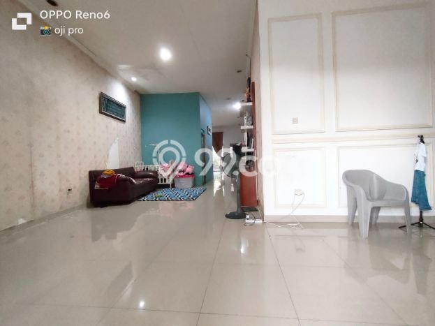 Jual Rumah Favorit Siap Huni LB 200m2 di Setu, Bekasi Jual Rumah Favorit Siap Huni LB 200m2 di Setu, Bekasi
