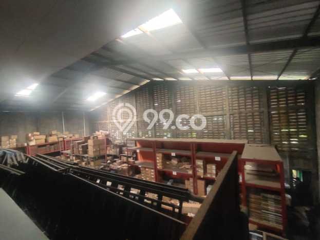 AREA SUPER PREMIUM! Gudang di Jababeka, Luas 586m2m², Ramai Pengunjung AREA SUPER PREMIUM! Gudang di Jababeka, Luas 586m2m², Ramai Pengunjung