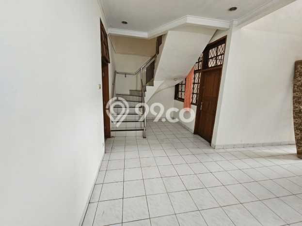 Investasi Menjanjikan LT 160m² Akses Mudah di Jantung Kota Pondok Kelapa, Jakarta Timur Investasi Menjanjikan LT 160m² Akses Mudah di Jantung Kota Pondok Kelapa, Jakarta Timur