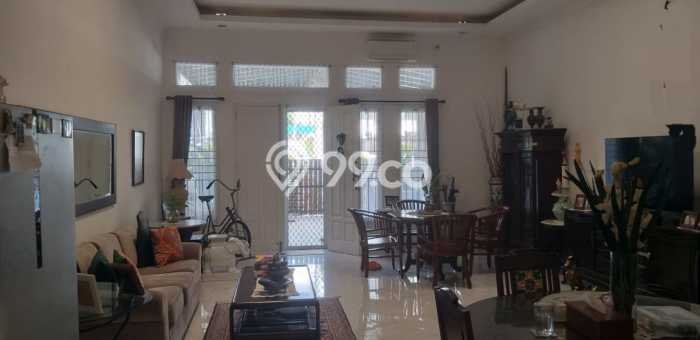 Rumah di Pulomas, Jakarta Timur, Luas 126m² Bangunan 180m² Rumah di Pulomas, Jakarta Timur, Luas 126m² Bangunan 180m²