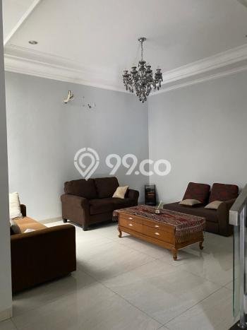 Rumah Elit LB 402m2 Siap Huni Desain Elegan di Pulomas, Jakarta Timur Rumah Elit LB 402m2 Siap Huni Desain Elegan di Pulomas, Jakarta Timur