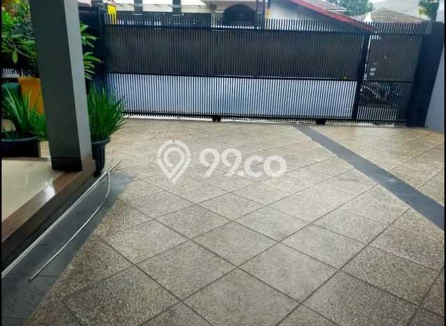 Rumah Elit Modern Tanpa Renovasi di Kalisari Jakarta Timur Rumah Elit Modern Tanpa Renovasi di Kalisari Jakarta Timur