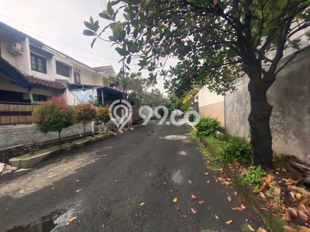 Siap Huni Rumah Mewah 5 Kamar di Jatinegara Dekat ke Mana Saja Siap Huni Rumah Mewah 5 Kamar di Jatinegara Dekat ke Mana Saja
