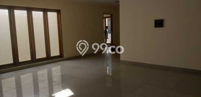 Ready to Use! Luxury House LT 327m2 Desain Elegan di Kayu Putih Ready to Use! Luxury House LT 327m2 Desain Elegan di Kayu Putih