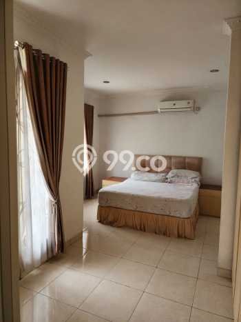 Siap Huni Rumah Mewah 4 Kamar di Serpong Dekat ke Mana Saja Siap Huni Rumah Mewah 4 Kamar di Serpong Dekat ke Mana Saja