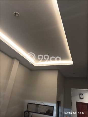 Rumah Strategis Modern Lb 150m2 di Bekasi Timur, Bekasi Rumah Strategis Modern Lb 150m2 di Bekasi Timur, Bekasi