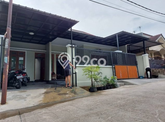 Rumah Modern 4 KT di Jati Sari Bekasi Semi Furnished Rumah Modern 4 KT di Jati Sari Bekasi Semi Furnished